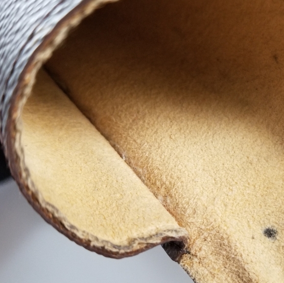 LOUIS VUITTON Classic Sunglasses Case Holder/France - Picture 12 of 16